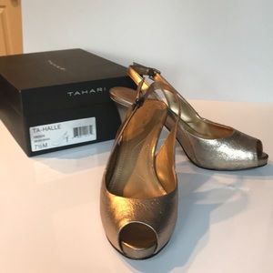 Tahari Gold or Brass 7.5 M Leather Slingback w/ 3 inch Heel